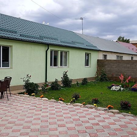 Datka Guest House Naryn Exterior photo